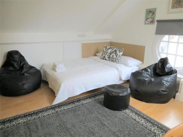 Studio for rent in London Borough of Hammersmith and Fulham, Greater London