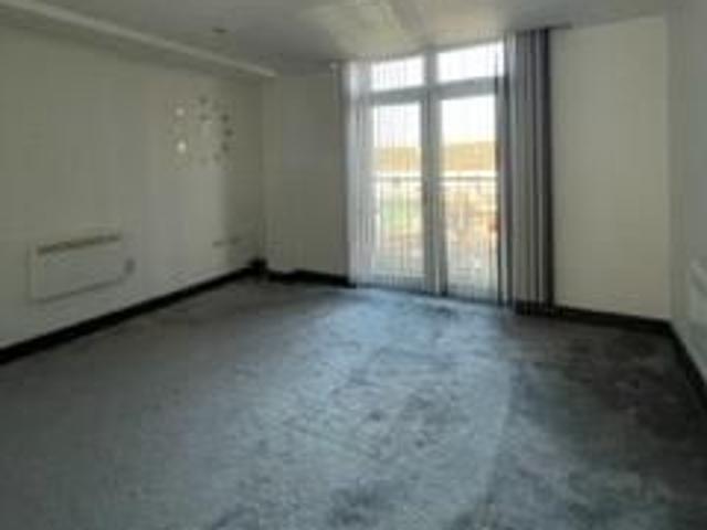 Studio for rent in Whitefield, Pendle