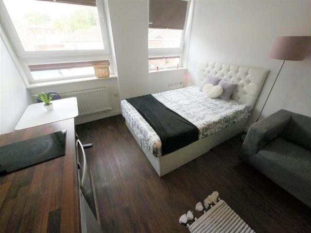 Studio for rent in West Cliff, Bournemouth