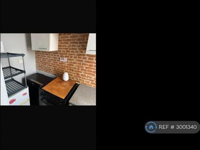 Flat for rent in Whitehaugh, Glenburn