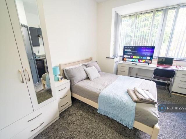Studio for rent in Bournbrook, West Midlands