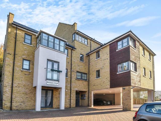 Flat for rent in Nunhead, Greater London
