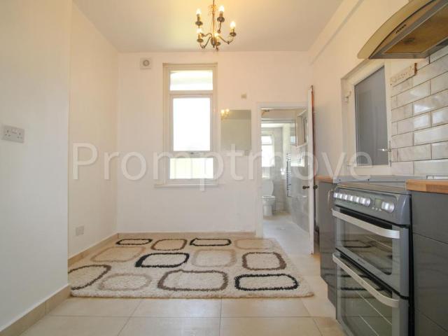 Flat for rent in Spring Park, Luton