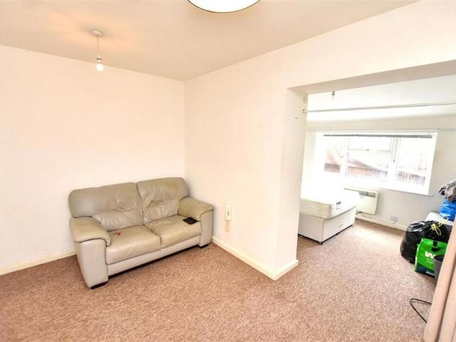 Studio for rent in Upperton, Chichester
