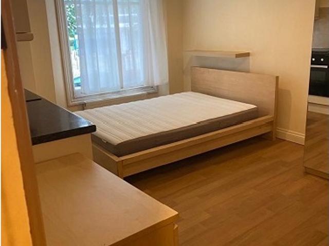 Studio for rent in Loughborough Junction, Greater London