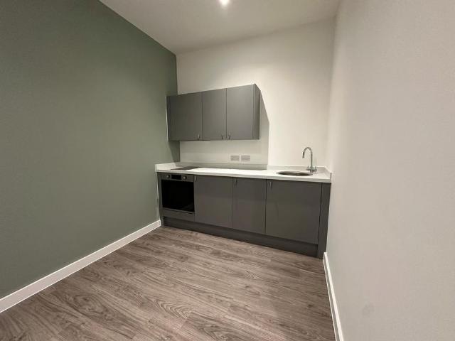 Studio for rent in The Polygon, City Of Southampton