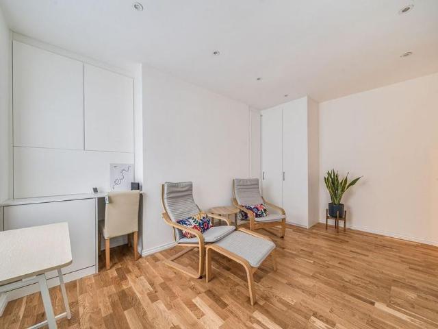 Studio for rent in Pimlico, Greater London
