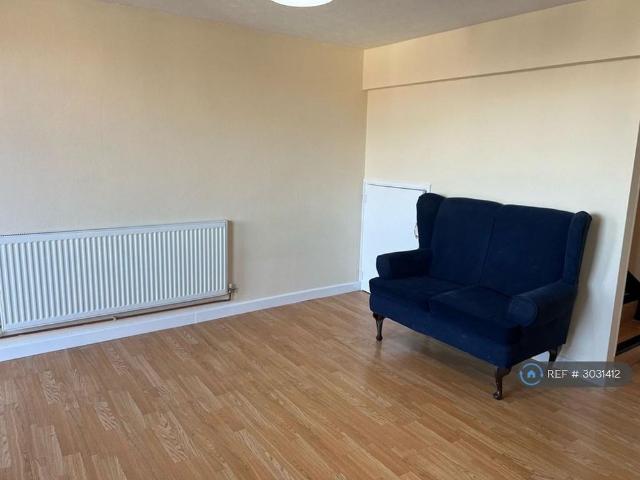 Studio for rent in Southend City Centre Neighbourhood, Alton Barnes