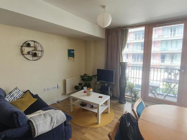 Studio for rent in Canon's Marsh, Bristol