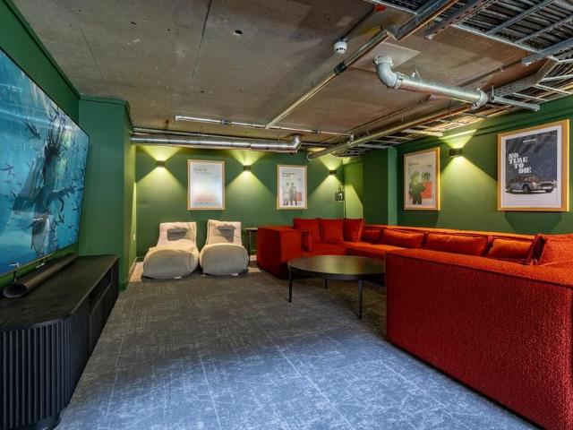 Studio for rent in Falcon Lodge, Wales