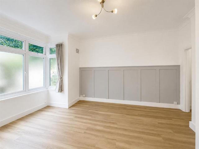 Studio for rent in Clapham, West Sussex