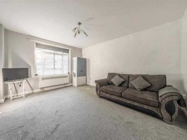 Studio for rent in Brunswick, Hove