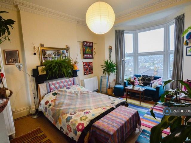 Flat for rent in Redland, Bristol