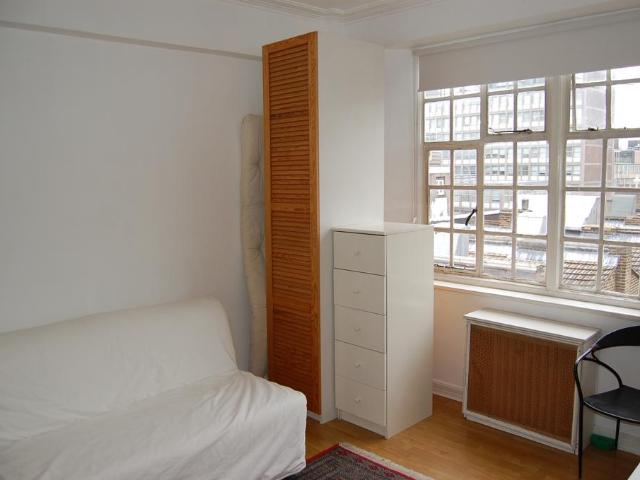 Flat for rent in Paddington, Isle Of Man