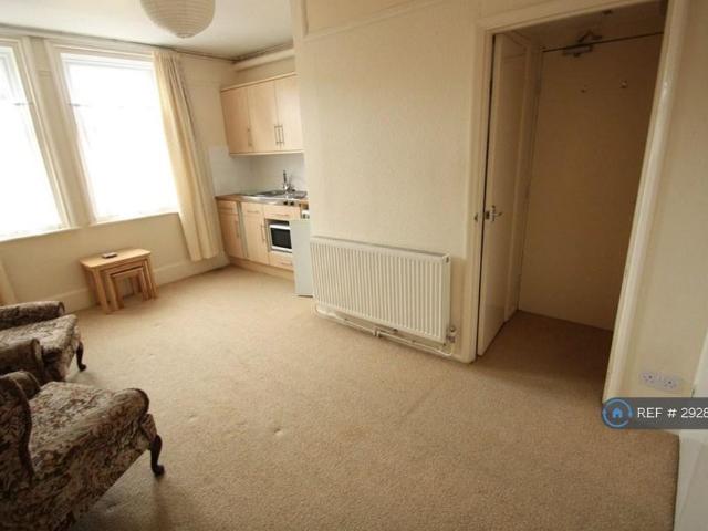 Studio for rent in Midway, Kent