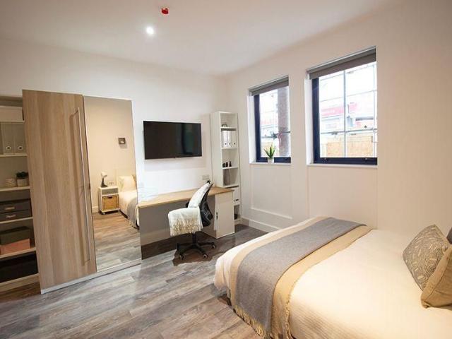 Studio for rent in St Ann's, Haddon