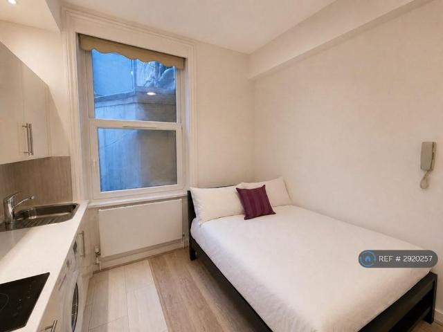 Studio for rent