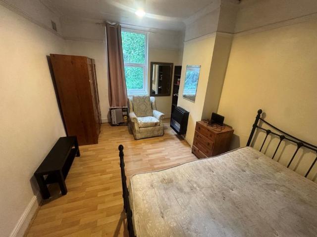 Studio for rent in Ladywood, West Midlands