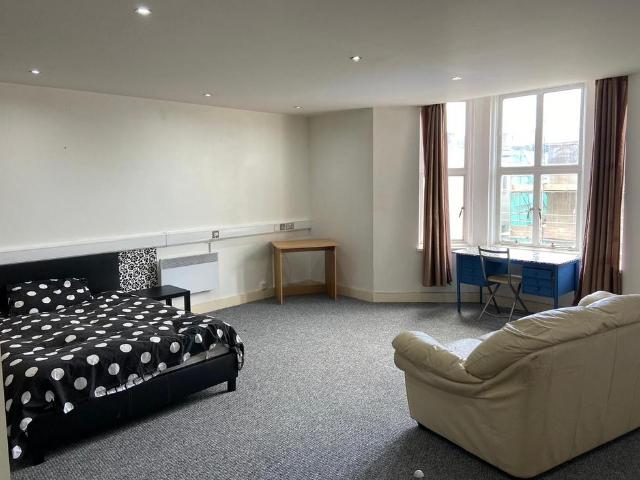 Flat for rent in Mount Pleasant, Nangreaves
