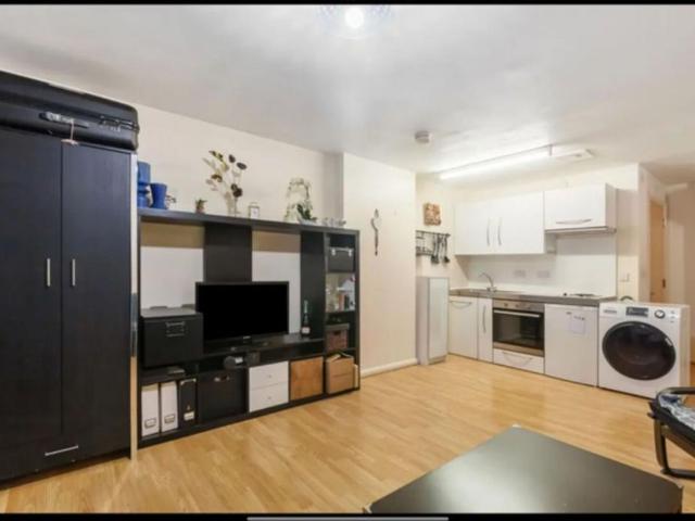 Studio for rent in Vauxhall, Greater London