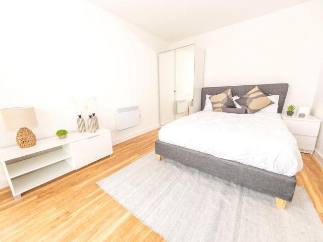 Studio for rent in Wharfside, Trafford Park