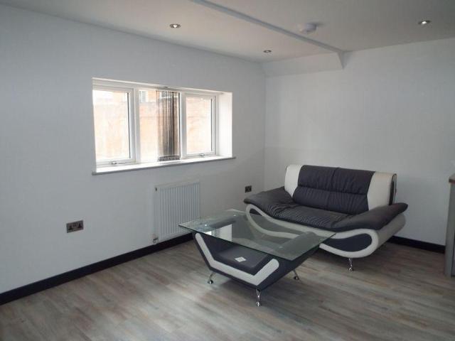 Flat for rent in Stirchley, West Midlands
