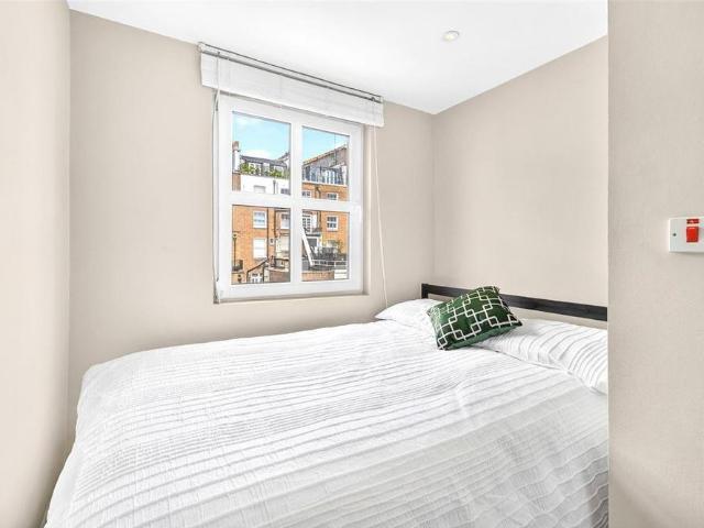 Studio for rent in South Kensington, Greater London