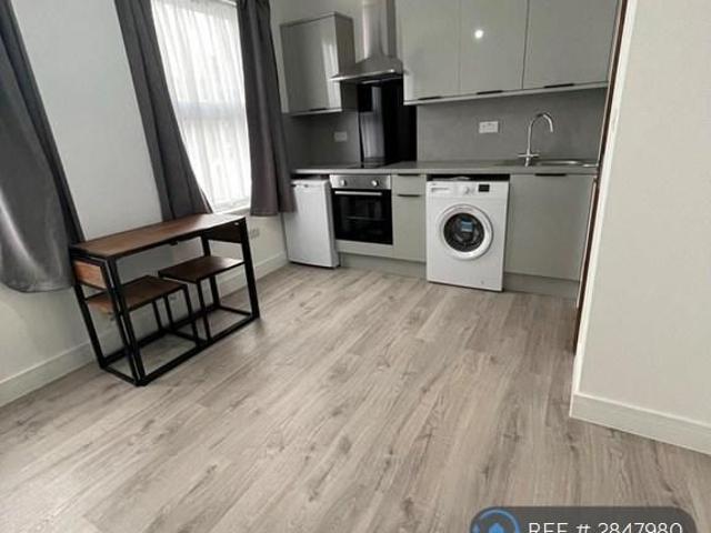 Studio for rent in Edmonton, Greater London