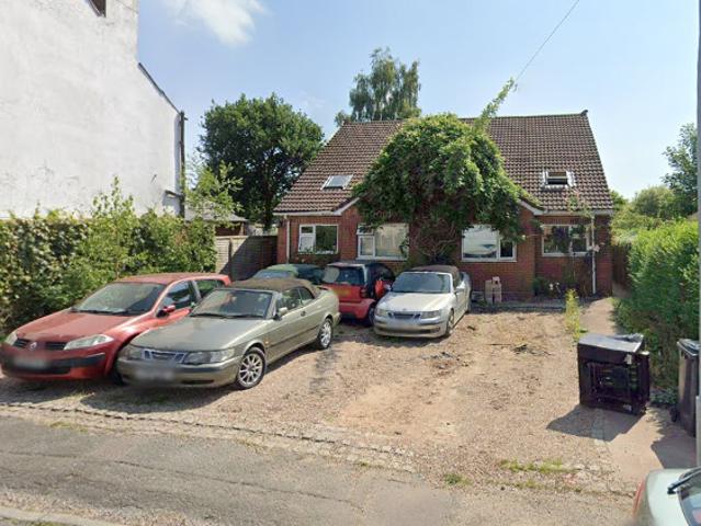 Studio for rent in Boley Park, Staffordshire