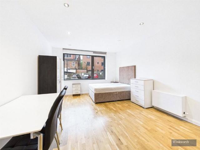 Studio for rent in Greater London