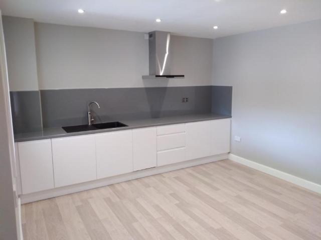 Studio for rent in Reading