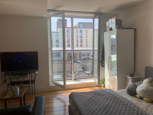 Studio for rent in Bromsgrove