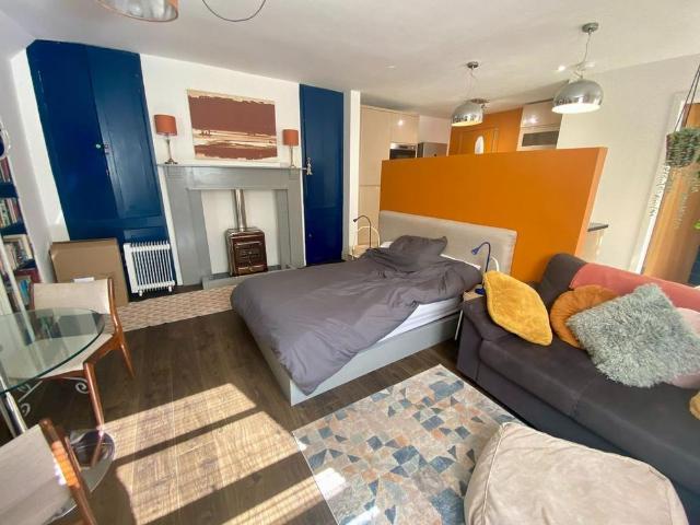 Studio for rent in Ellacombe, Babbacombe