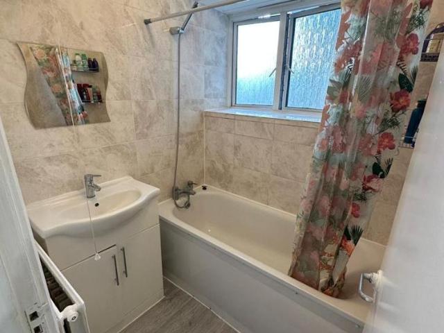 Studio for rent in South Hampstead, Greater London