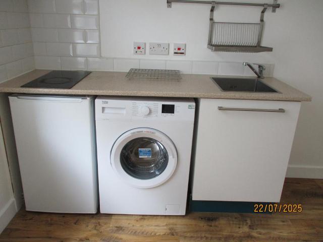 Flat for rent in Highfields, Huddersfield