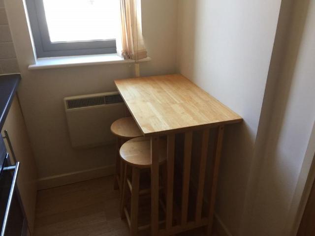 Studio for rent in Greenbank, Mount Wise