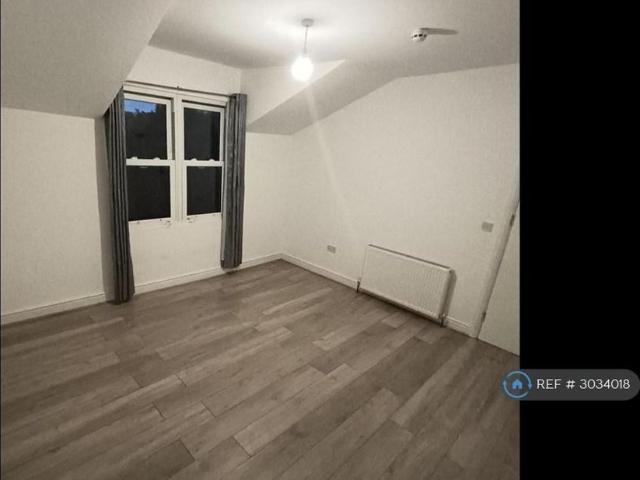 Studio for rent in Shortlands, Greater London
