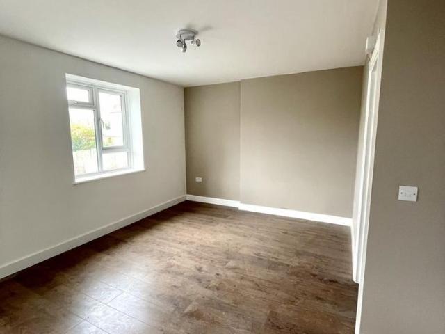Studio for rent in Muswell Hill, Colney