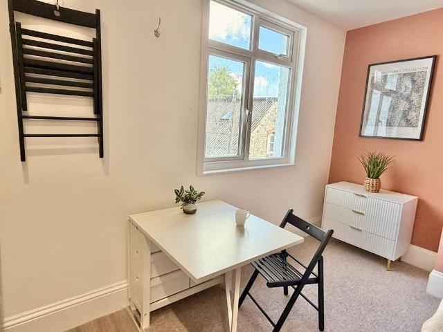 Studio for rent in Greenbank, Mount Wise