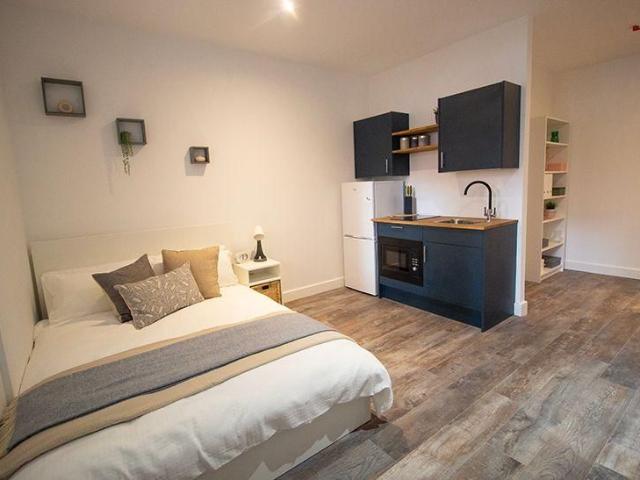 Studio for rent in St Ann's, Haddon