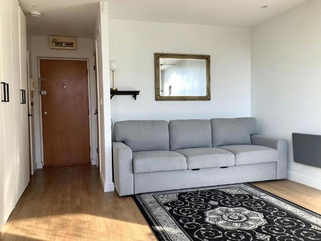 Studio for rent in Old Town, Chesham