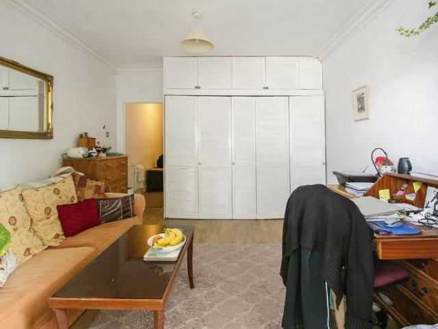 Studio for rent in Bournemouth