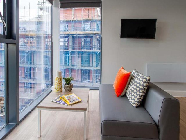 Studio for rent in Little Woodhouse, Leeds