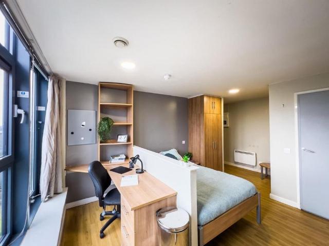 Studio for rent in Piershill, Scotland