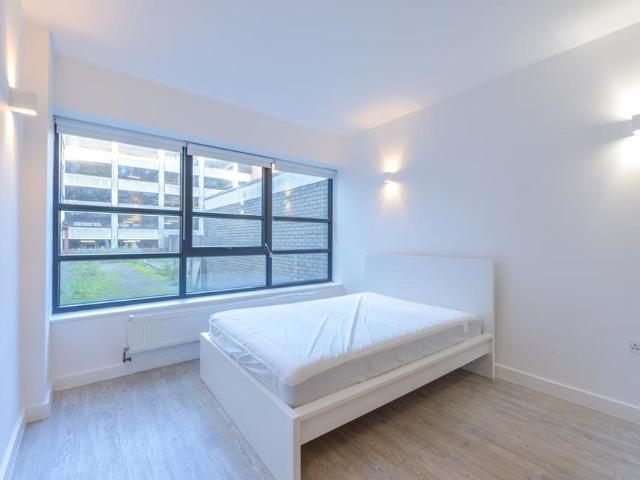 Studio for rent in Greater London