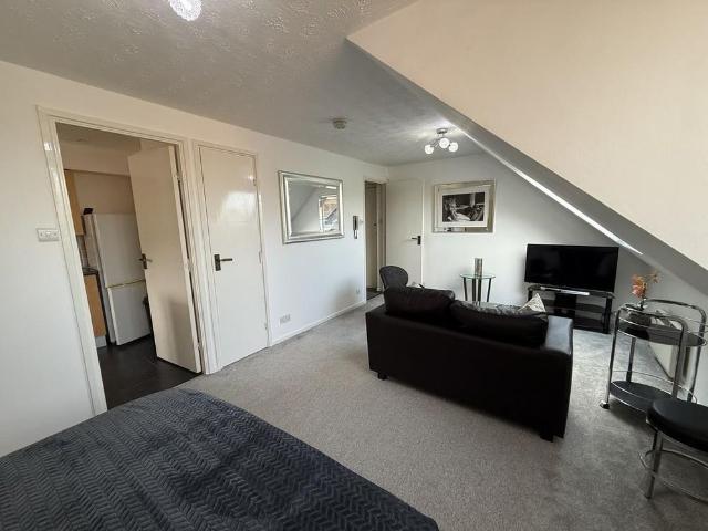 Studio for rent in Harborne, West Midlands