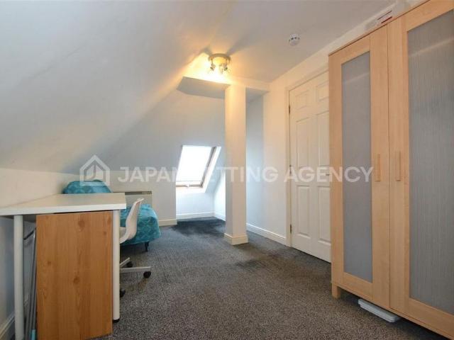 Studio for rent