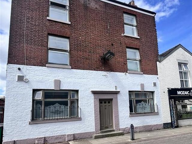 Flat for rent in Hurst, Greenheys