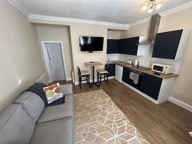Studio for rent in Mitton, Wyre Forest