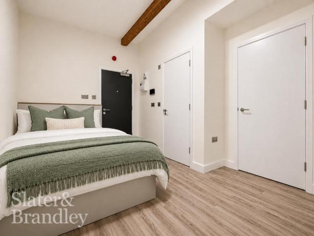 Flat for rent in St Ann's, Haddon